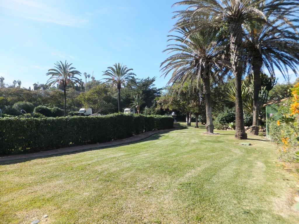 Apartamento Bahia Dorada Estepona Kültér fotó