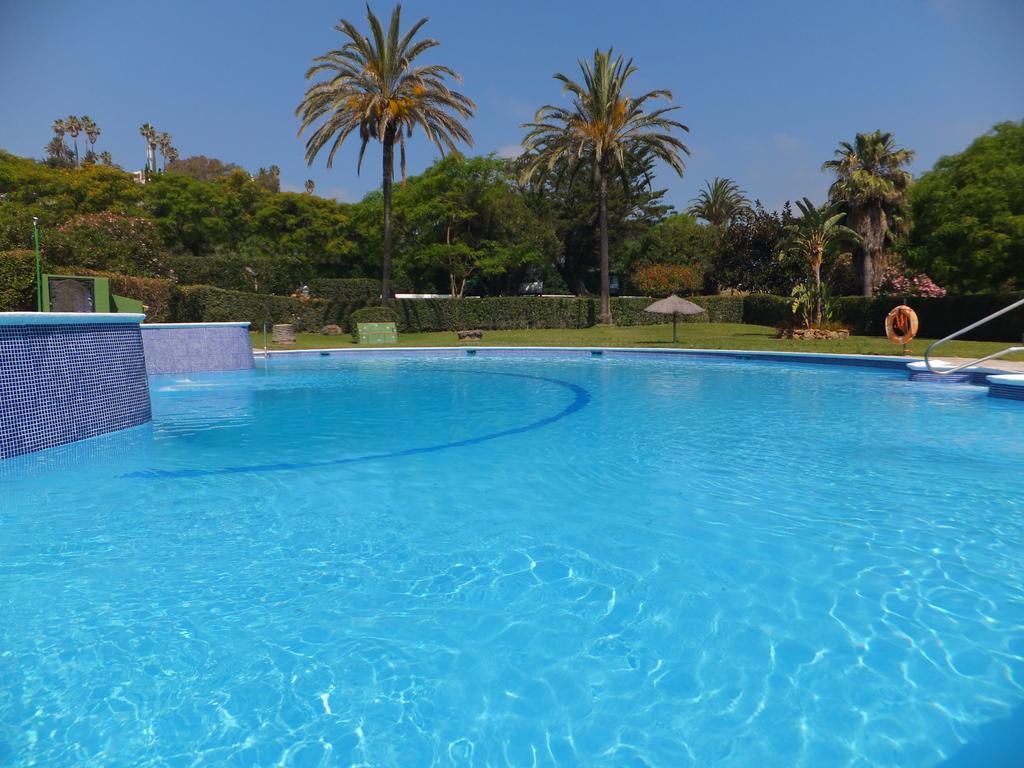 Apartamento Bahia Dorada Estepona Kültér fotó